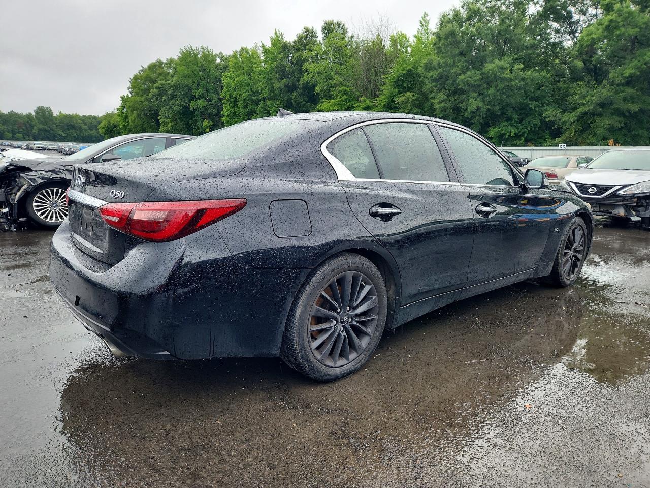 2018 Infiniti Q50 3.0t Luxe Black vin: JN1EV7APXJM361258