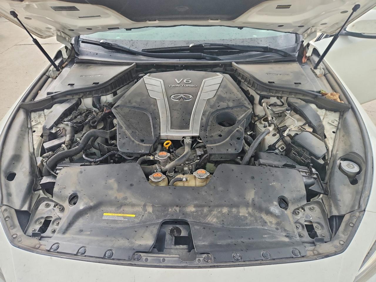 2018 Infiniti Q50 3.0t Luxe White vin: JN1EV7APXJM363057