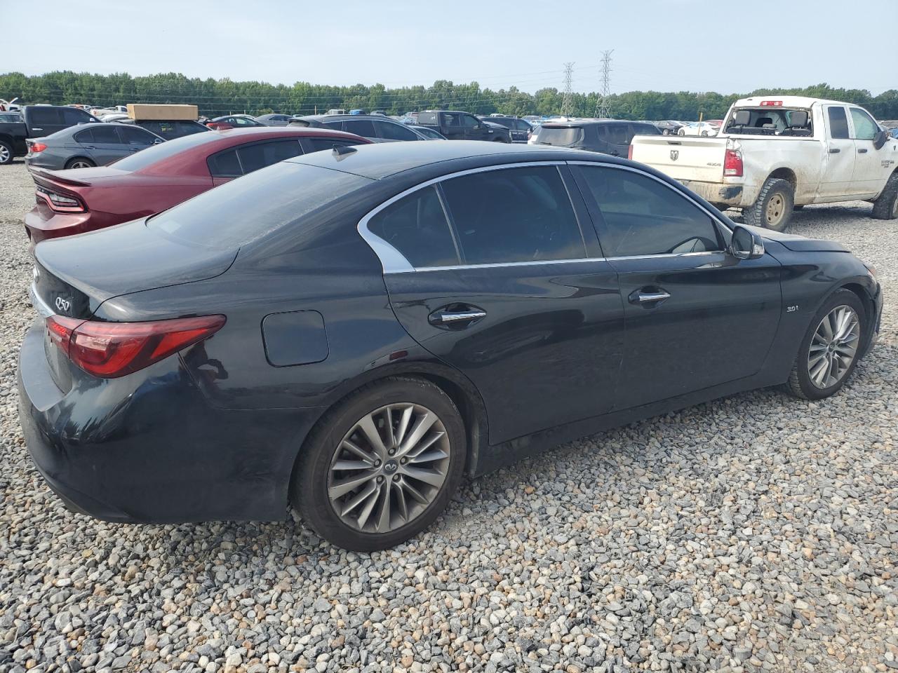 2018 Infiniti Q50 Luxe Black vin: JN1EV7APXJM592063