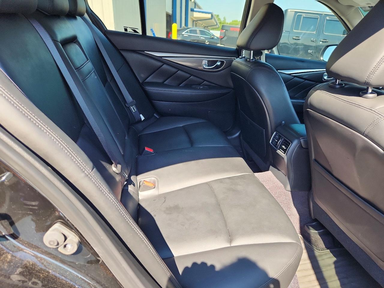 2021 Infiniti Q50 Pure Black vin: JN1EV7APXMM702629