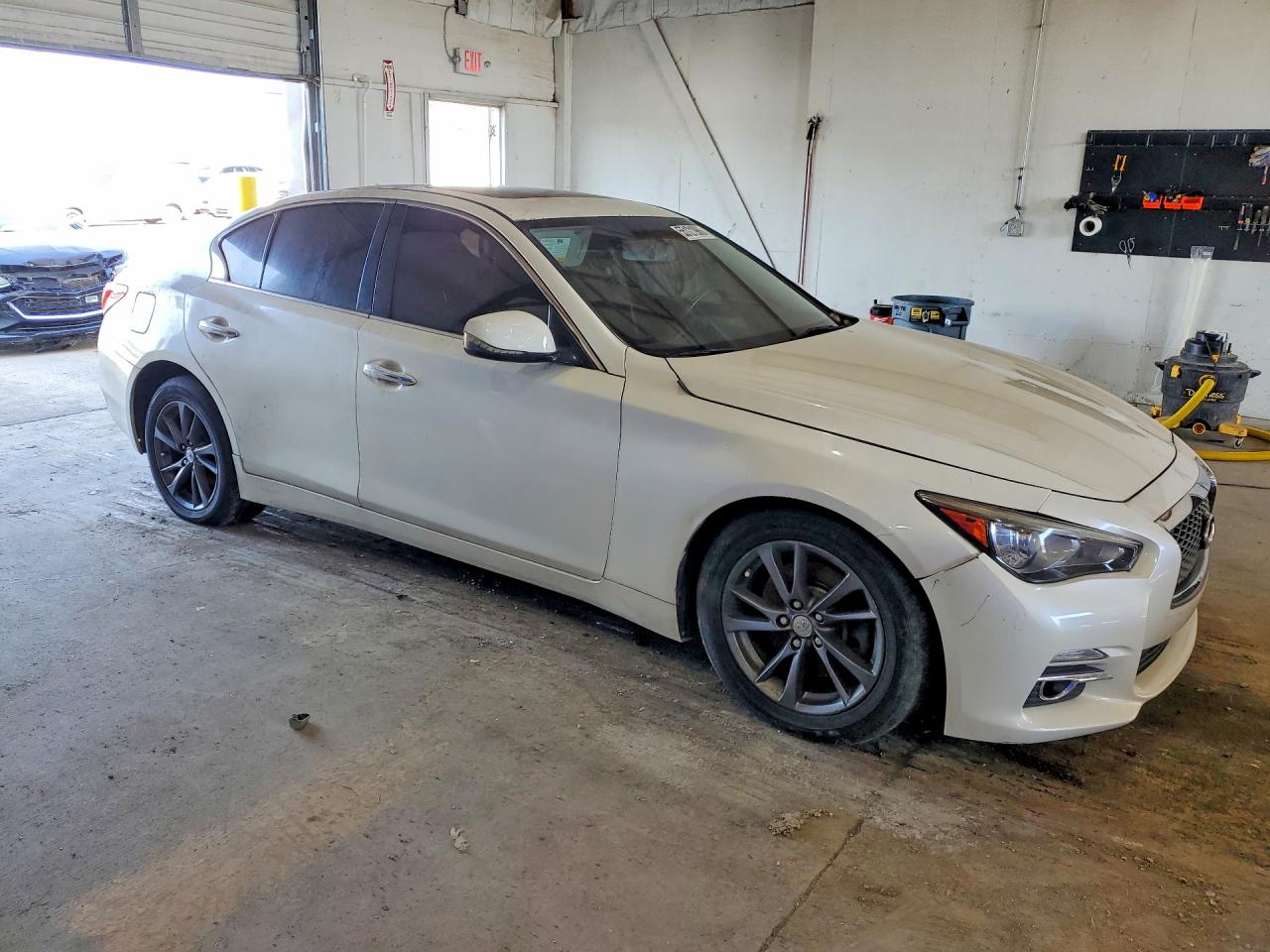 2017 Infiniti Q50 3.0t Signature Edition White vin: JN1EV7AR0HM838355