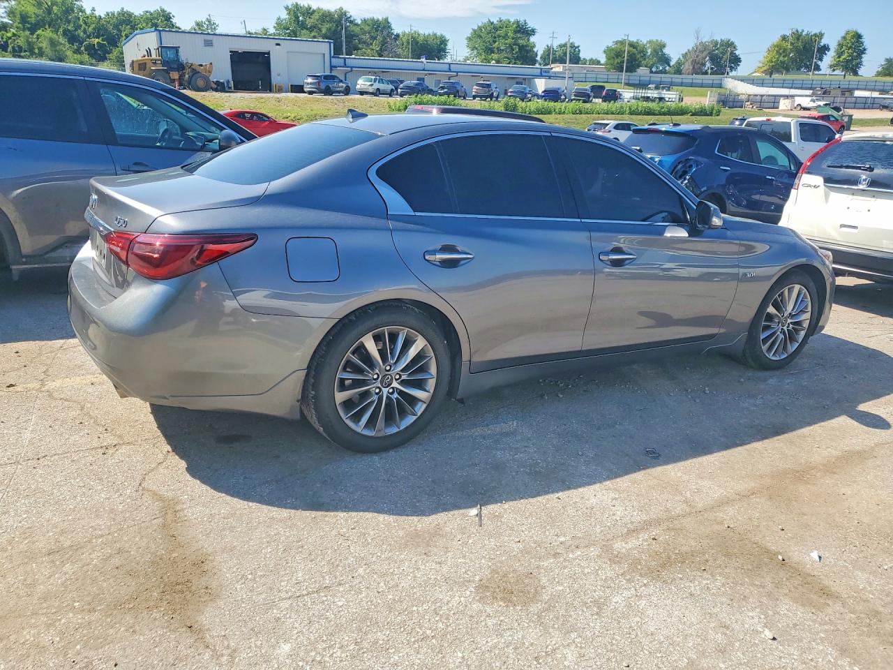 2019 Infiniti Q50 3.0t Luxe Gray vin: JN1EV7AR0KM591667