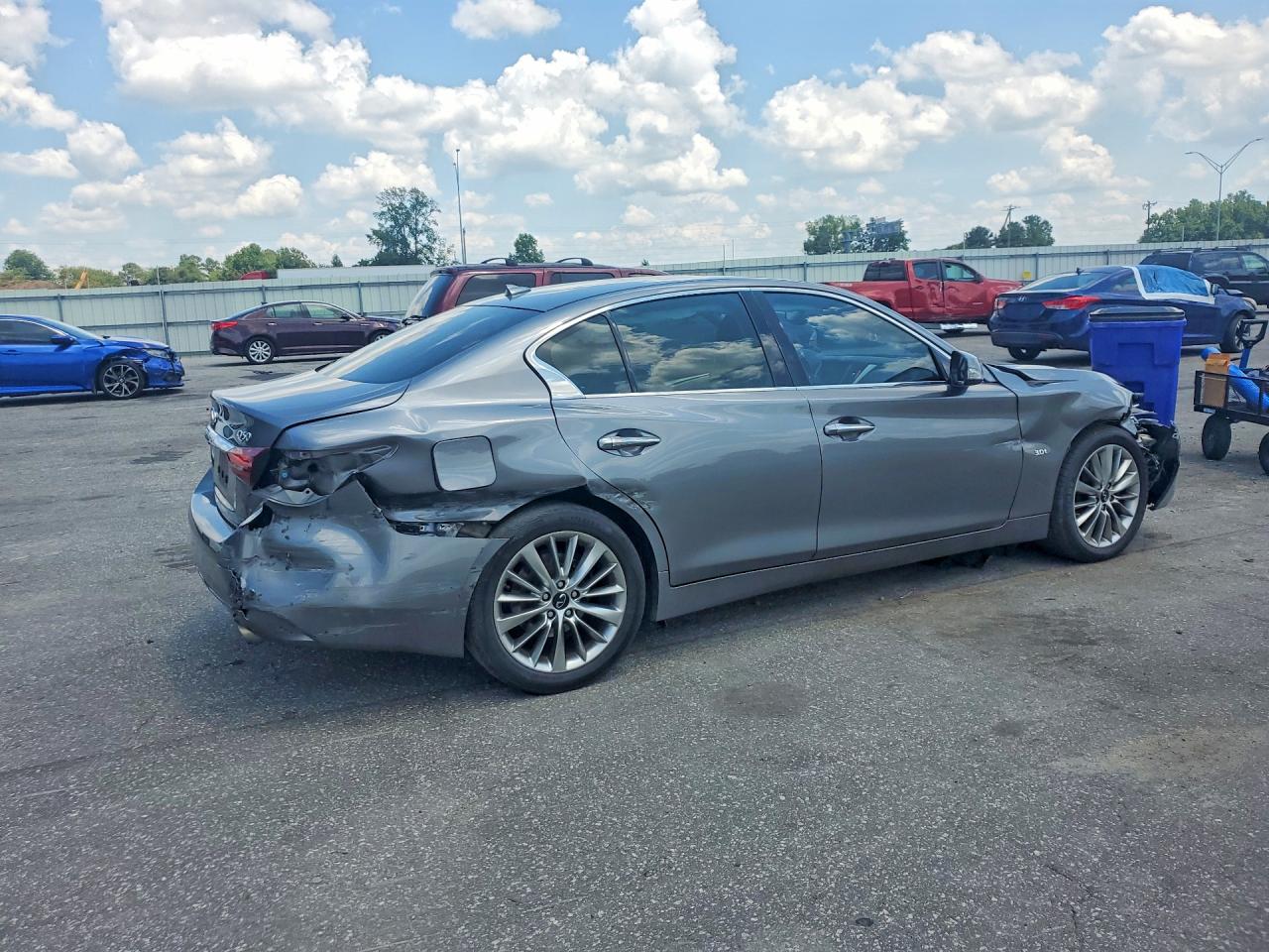 2020 Infiniti Q50 3.0t Luxe Серый vin: JN1EV7AR0LM250075