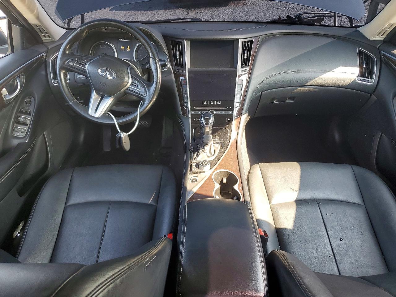 2018 Infiniti Q50 3.0t Luxe Gray vin: JN1EV7AR2JM431465