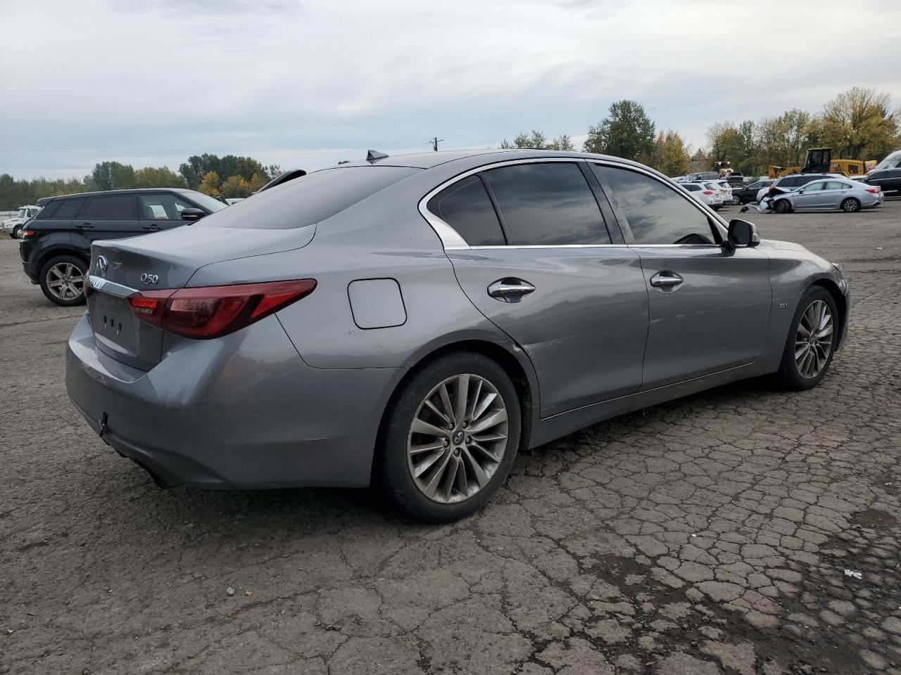 2018 Infiniti Q50 3.0t Luxe Silver vin: JN1EV7AR2JM441414