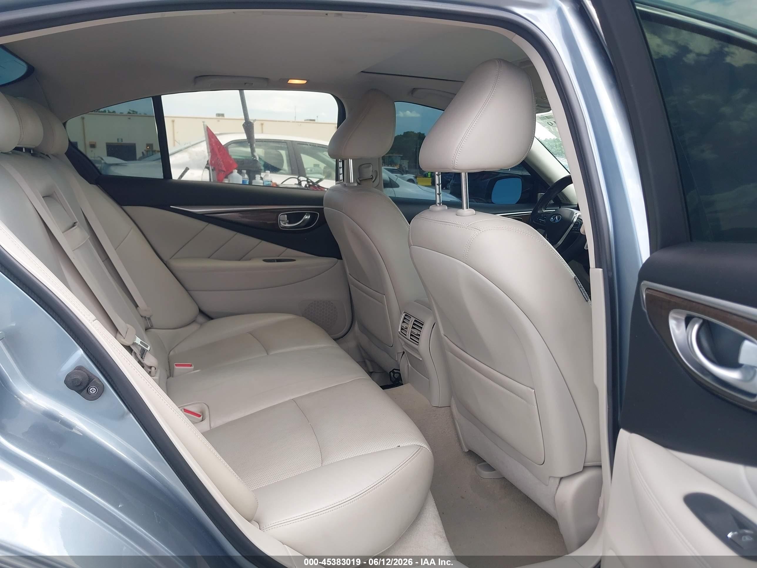 2018 Infiniti Q50 3.0t Luxe Blue vin: JN1EV7AR3JM443690