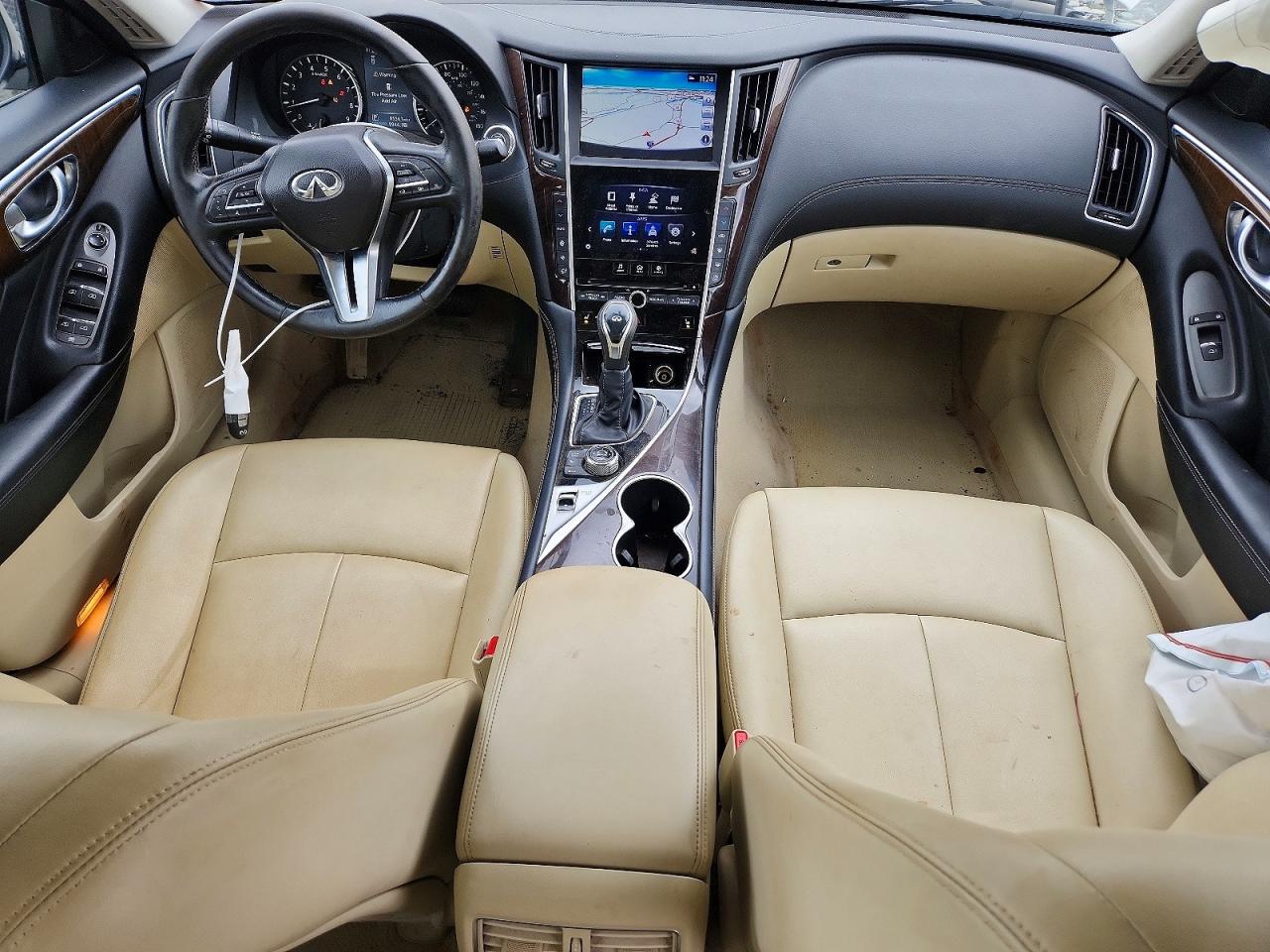 2019 Infiniti Q50 3.0t Luxe White vin: JN1EV7AR3KM556587
