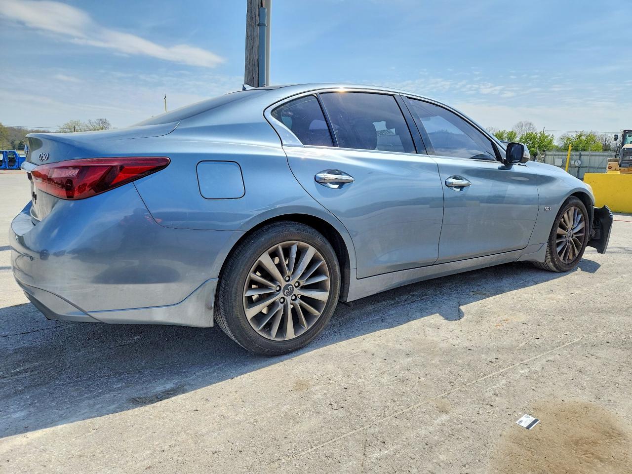 2020 Infiniti Q50 3.0t Luxe Серебряный vin: JN1EV7AR3LM251219