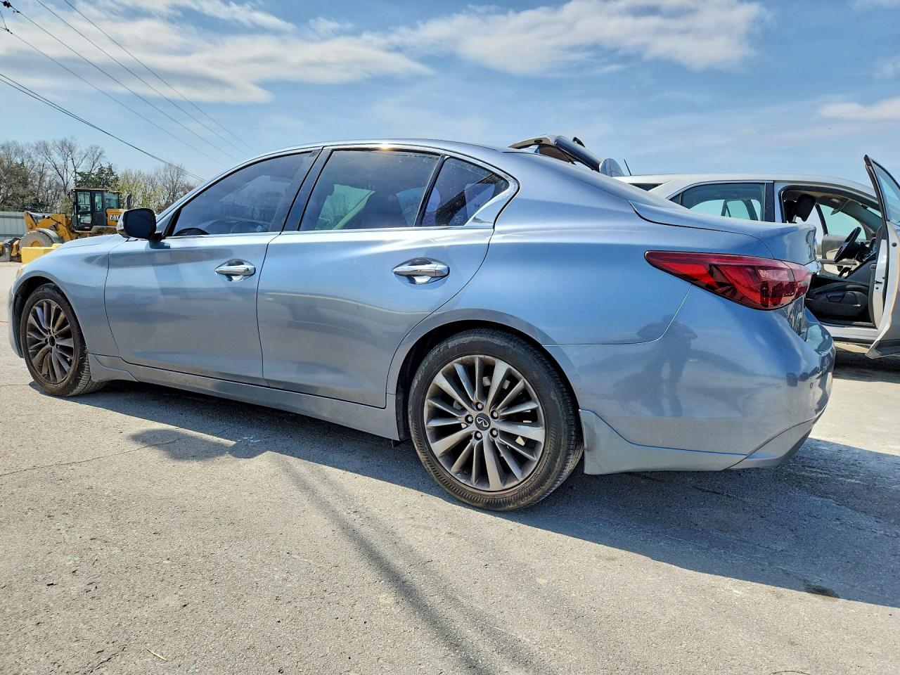 2020 Infiniti Q50 3.0t Luxe Серебряный vin: JN1EV7AR3LM251219
