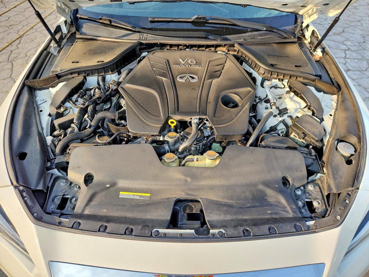 2020 Infiniti Q50 3.0t Pure White vin: JN1EV7AR3LM251303