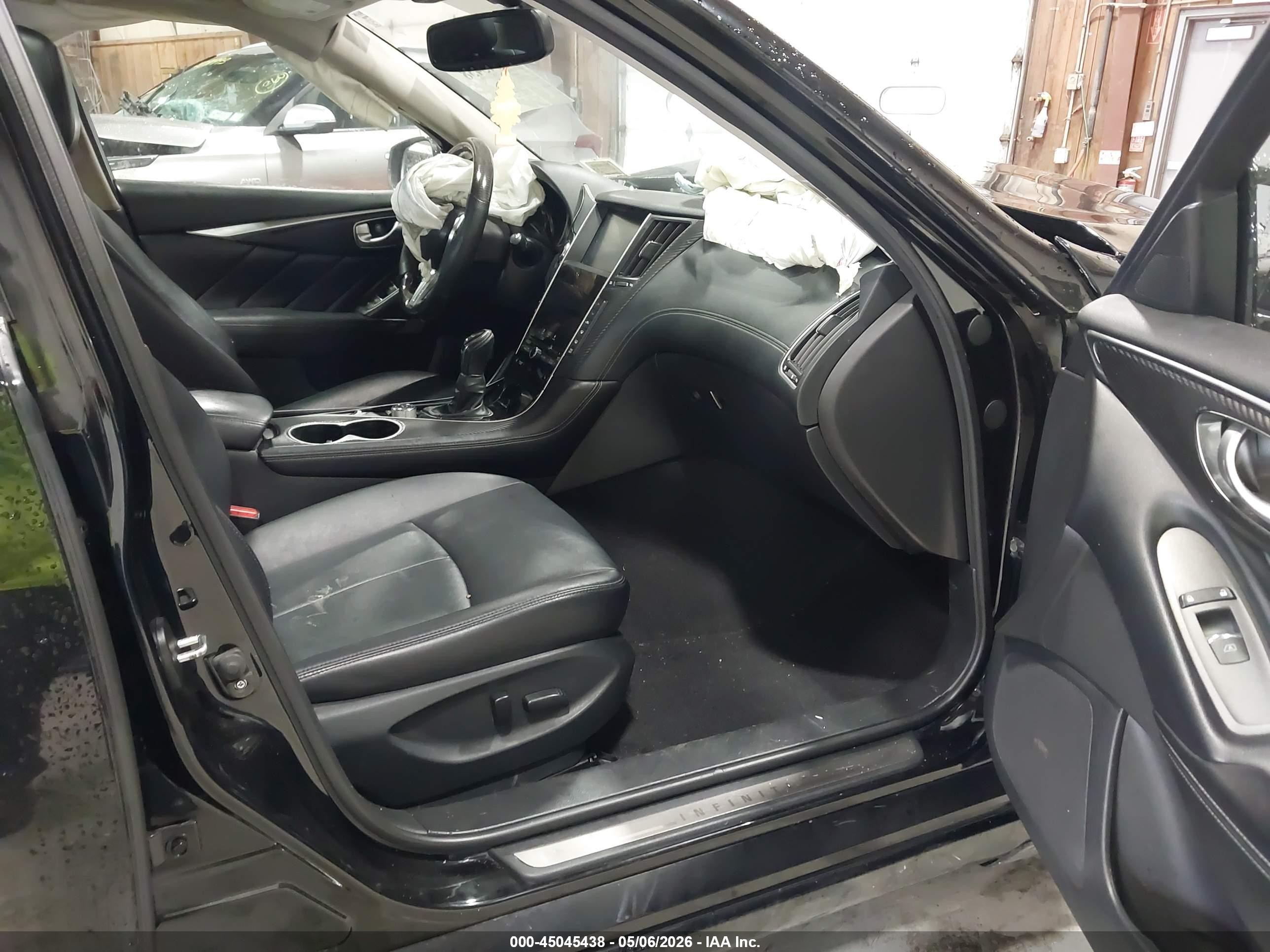 2018 Infiniti Q50 3.0t Luxe Black vin: JN1EV7AR4JM432620