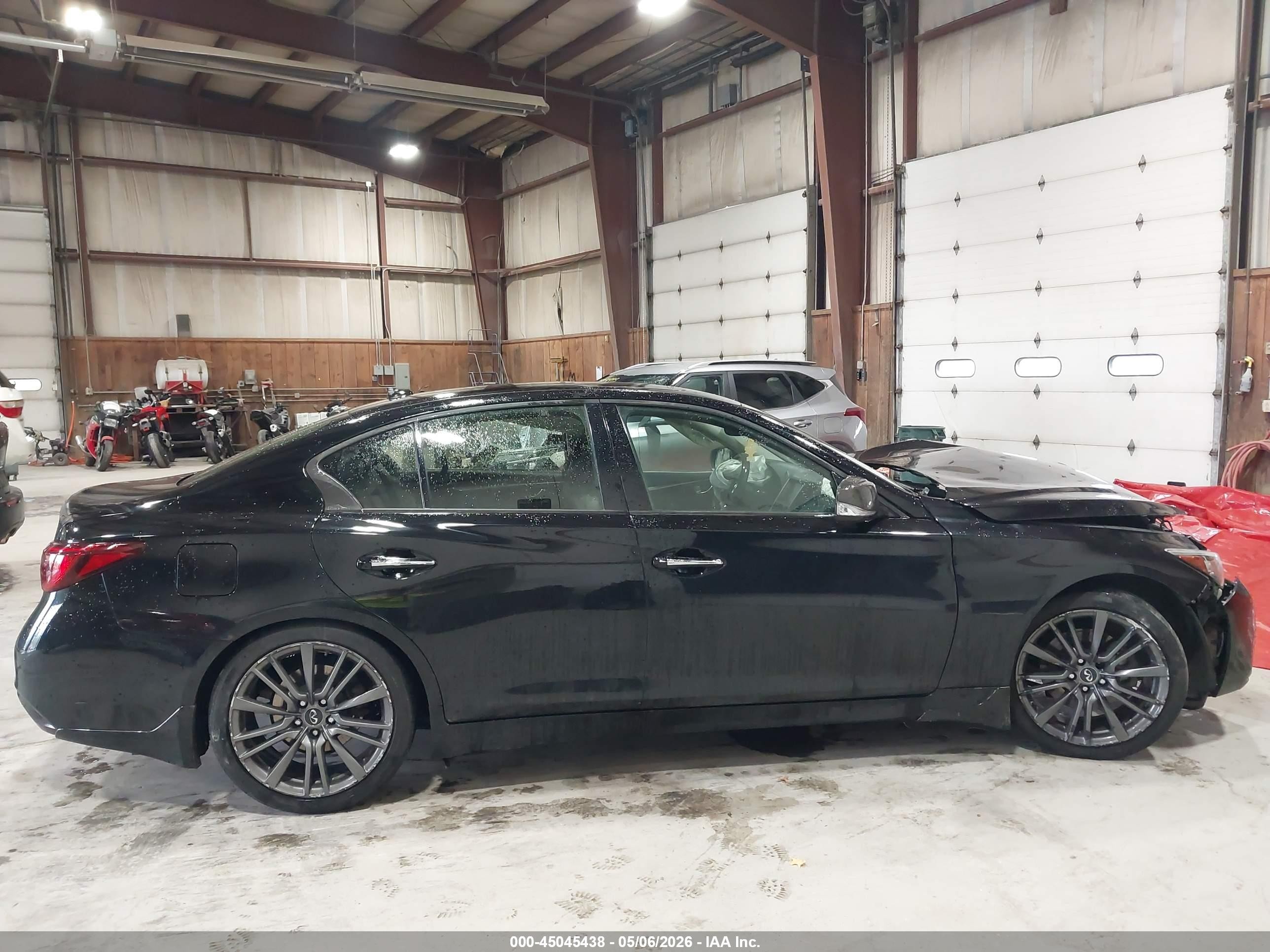 2018 Infiniti Q50 3.0t Luxe Black vin: JN1EV7AR4JM432620