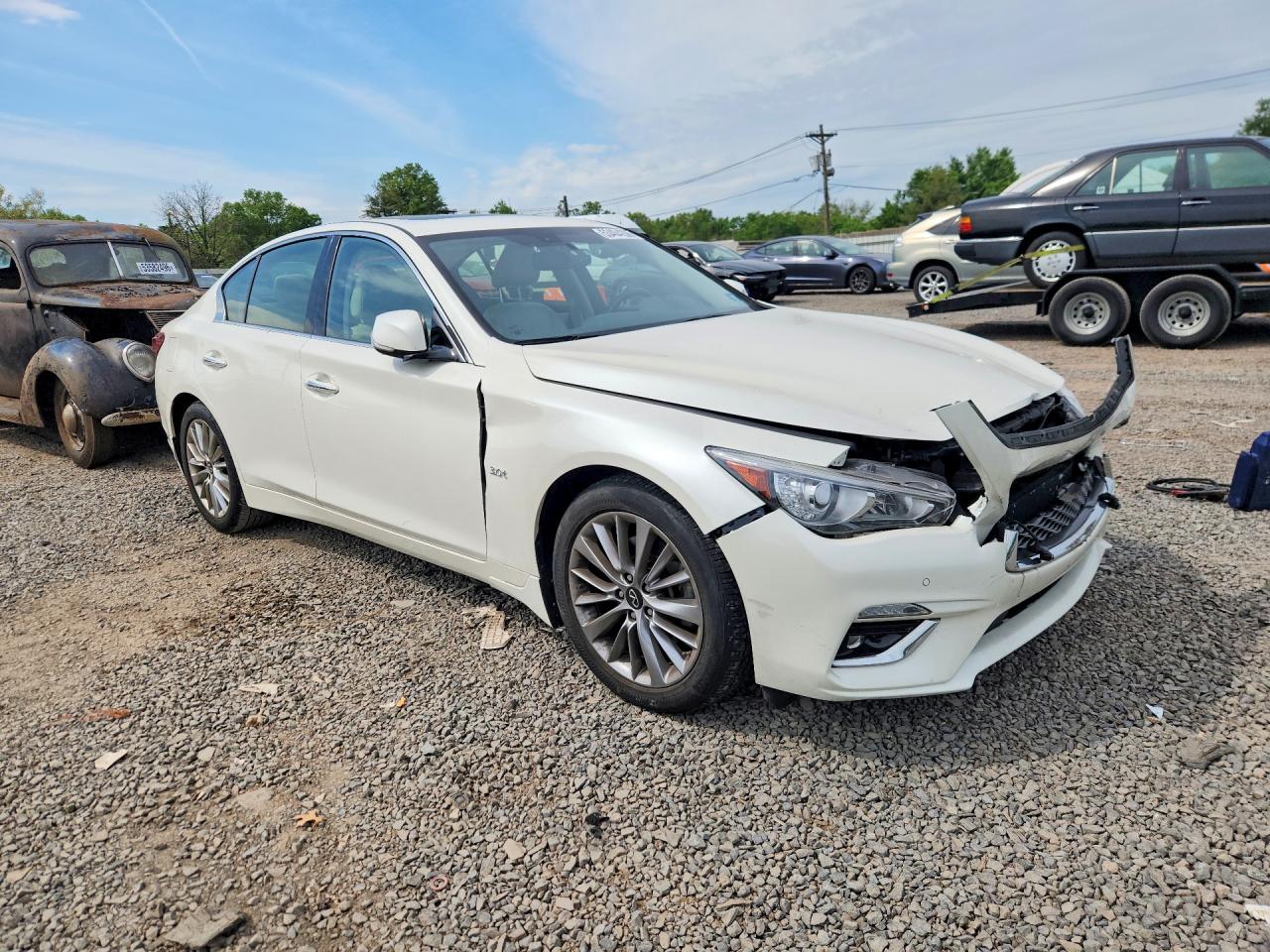 2020 Infiniti Q50 3.0t Luxe White vin: JN1EV7AR4LM250466