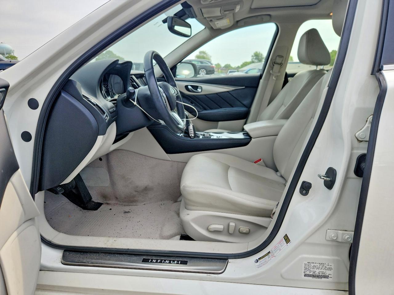 2020 Infiniti Q50 3.0t Luxe White vin: JN1EV7AR4LM250466