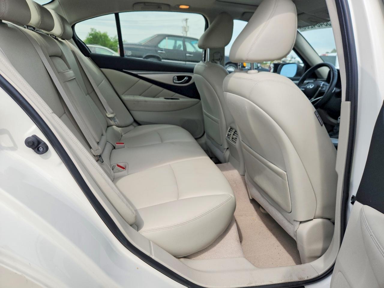 2020 Infiniti Q50 3.0t Luxe White vin: JN1EV7AR4LM250466