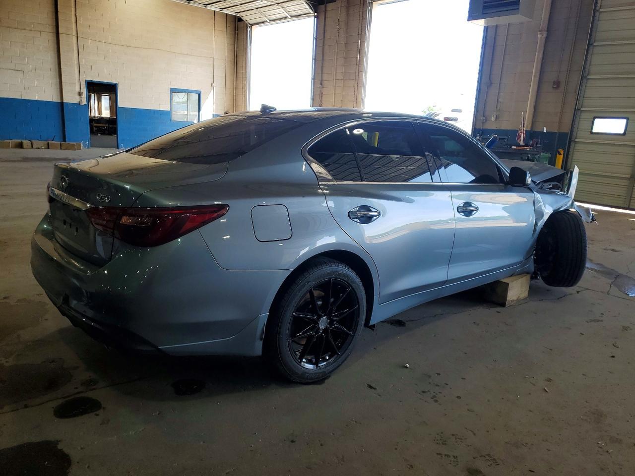 2019 Infiniti Q50 3.0t Luxe Silver vin: JN1EV7AR5KM553643