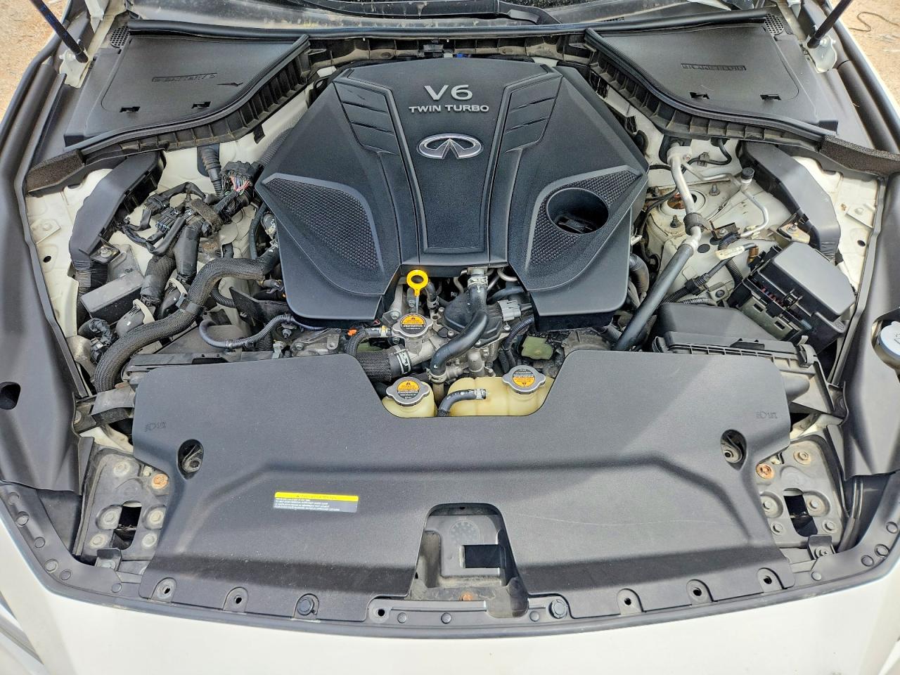 2019 Infiniti Q50 3.0t Luxe Белый vin: JN1EV7AR5KM556767