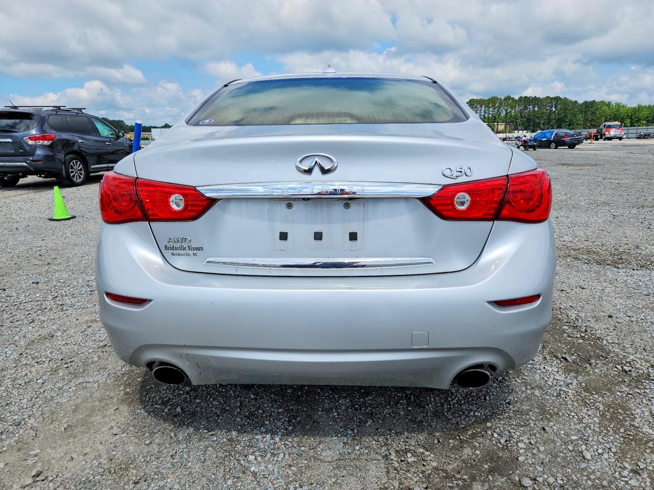 2017 Infiniti Q50 3.0t Premium Silver vin: JN1EV7AR6HM840708