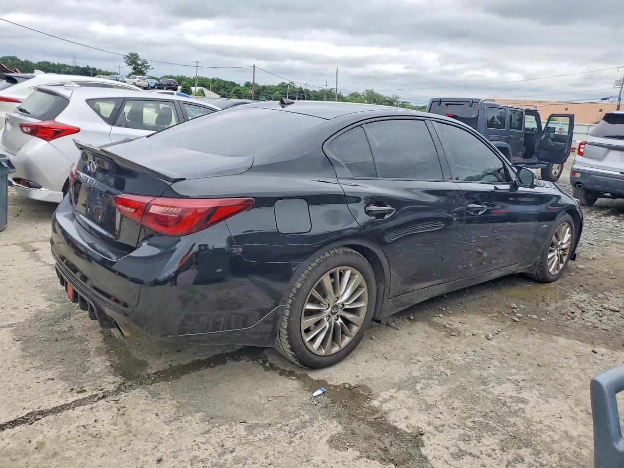 2018 Infiniti Q50 3.0t Luxe Black vin: JN1EV7AR6JM431792