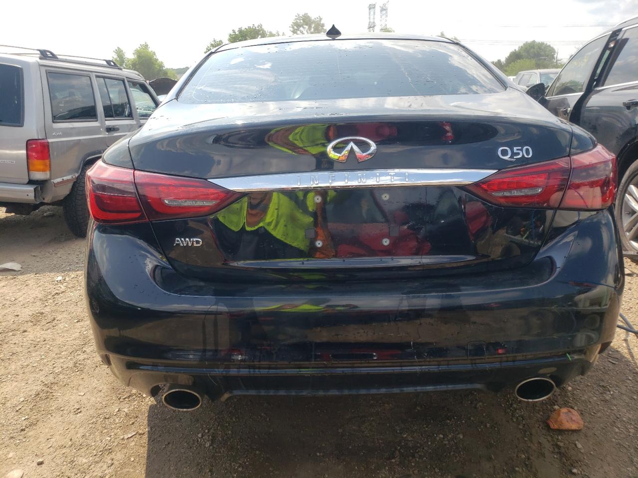 2019 Infiniti Q50 Luxe Black vin: JN1EV7AR6KM552968