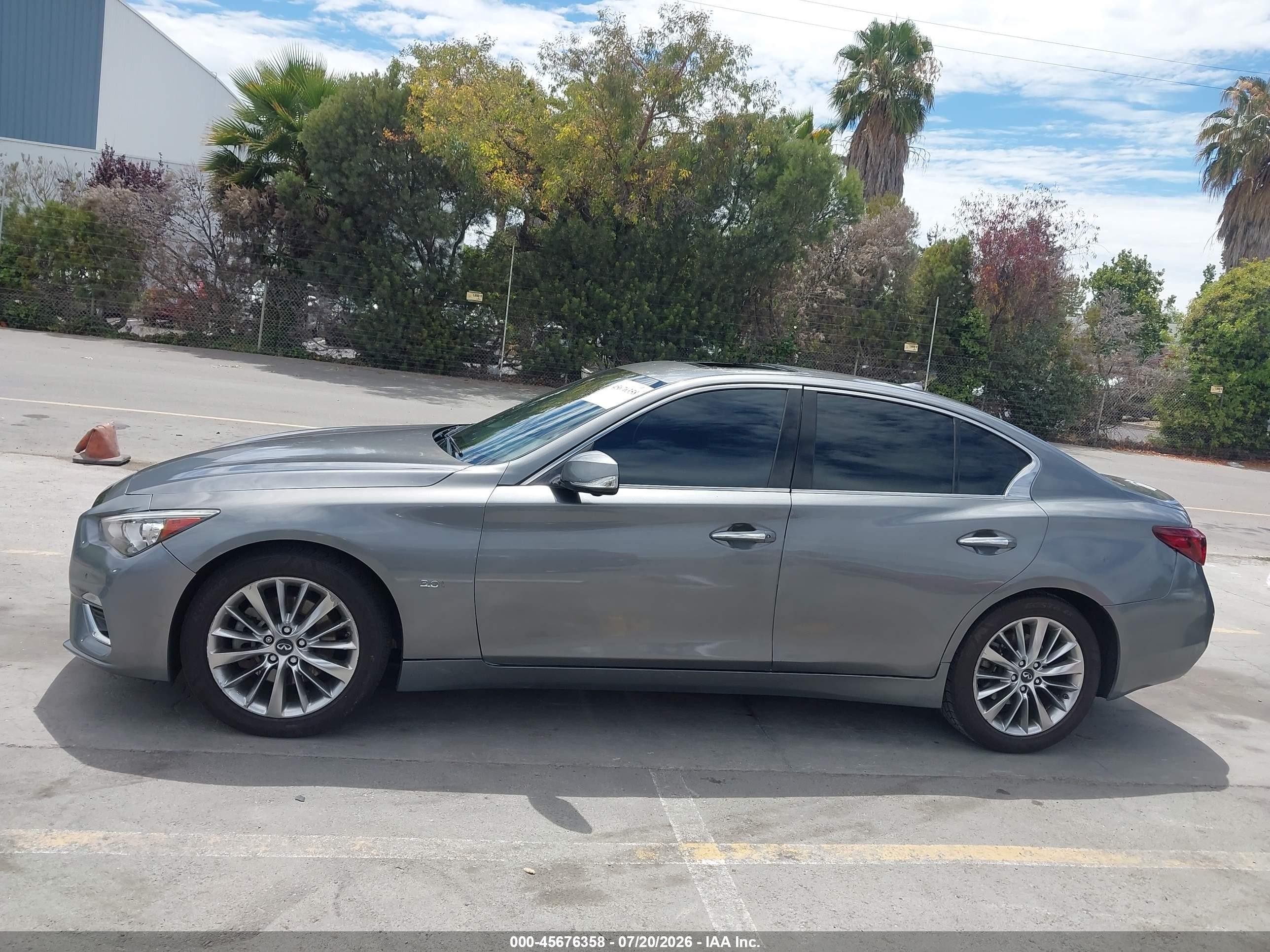 2019 Infiniti Q50 3.0t Luxe Gray vin: JN1EV7AR7KM552834