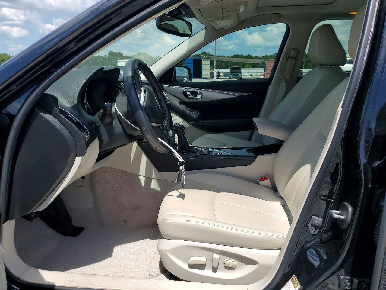 2019 Infiniti Q50 3.0t Luxe Black vin: JN1EV7AR7KM593576