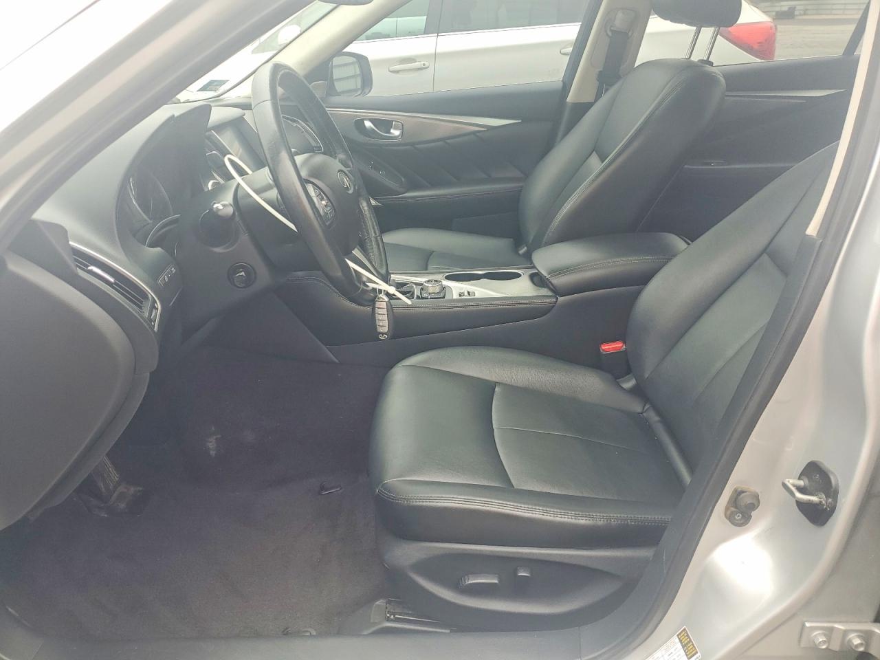 2017 Infiniti Q50 3.0t Premium Silver vin: JN1EV7AR8HM832450