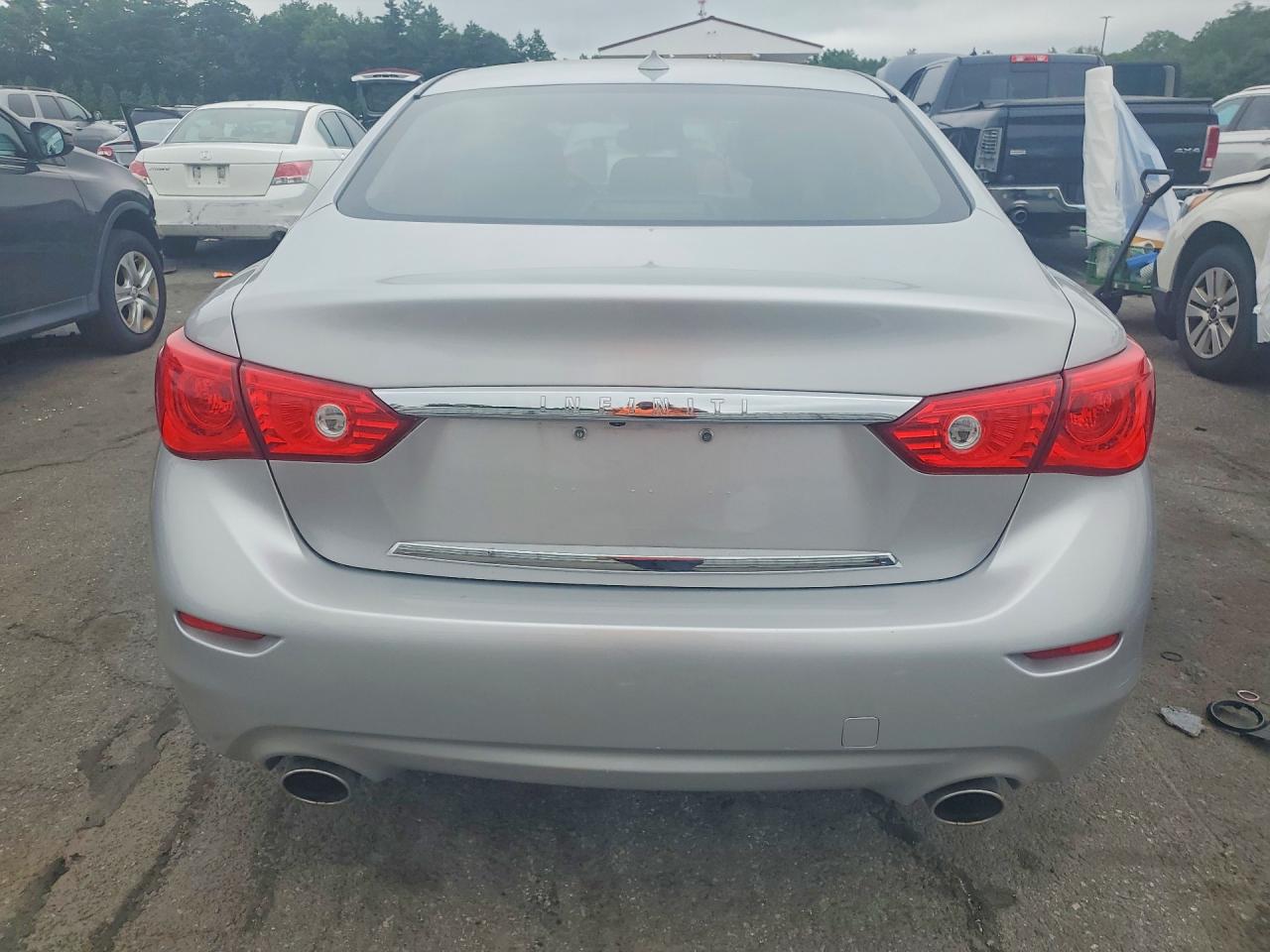 2017 Infiniti Q50 3.0t Premium Silver vin: JN1EV7AR8HM832450