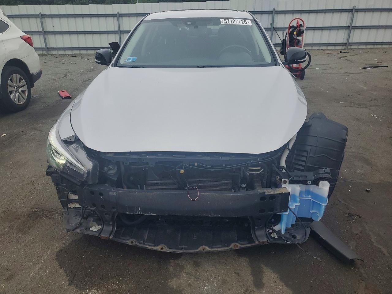 2017 Infiniti Q50 3.0t Premium Silver vin: JN1EV7AR8HM832450