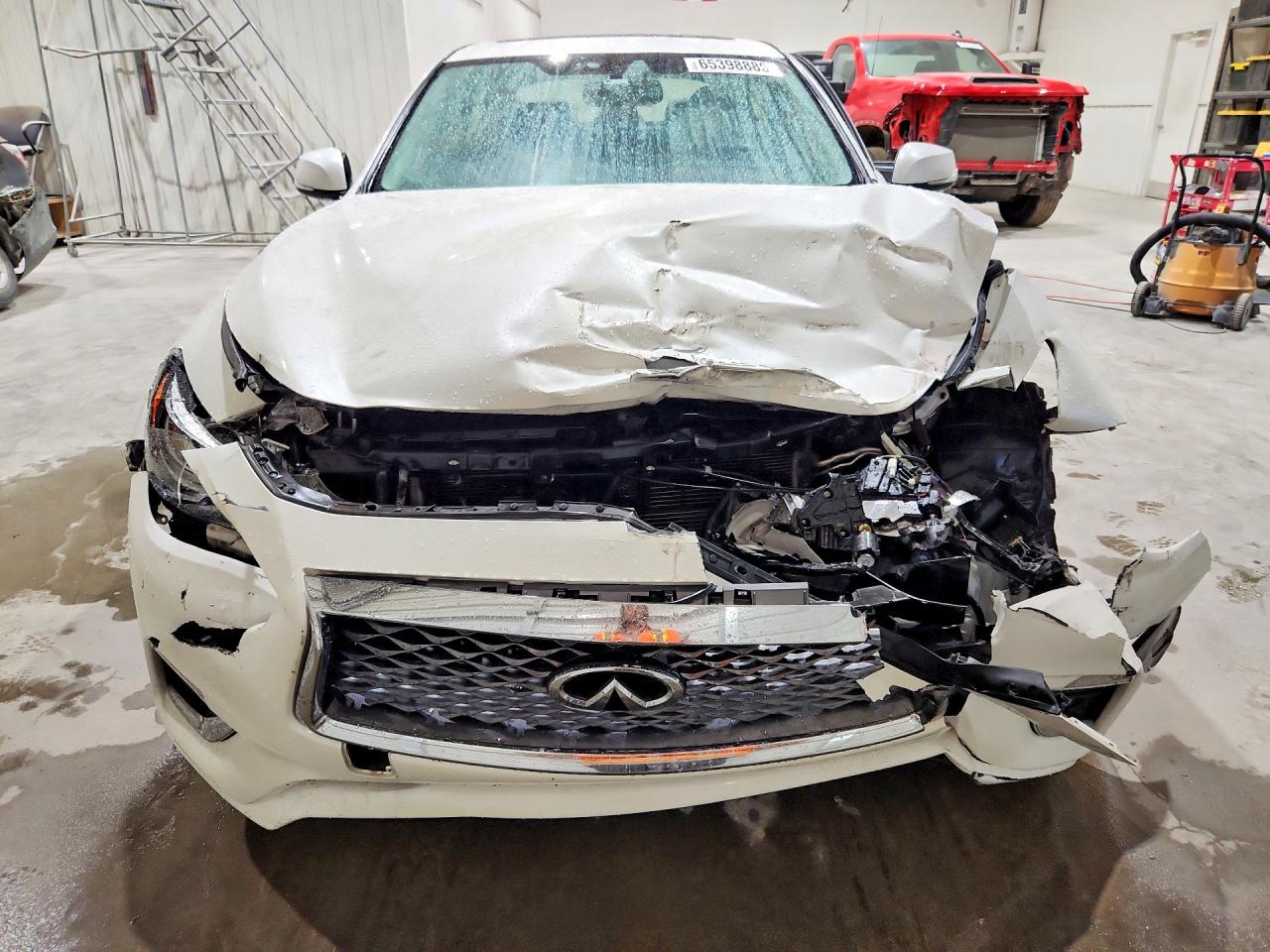 2019 Infiniti Q50 3.0t Luxe White vin: JN1EV7AR8KM593912