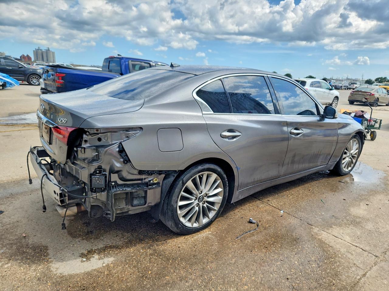 2020 Infiniti Q50 3.0t Luxe Silver vin: JN1EV7AR8LM251779