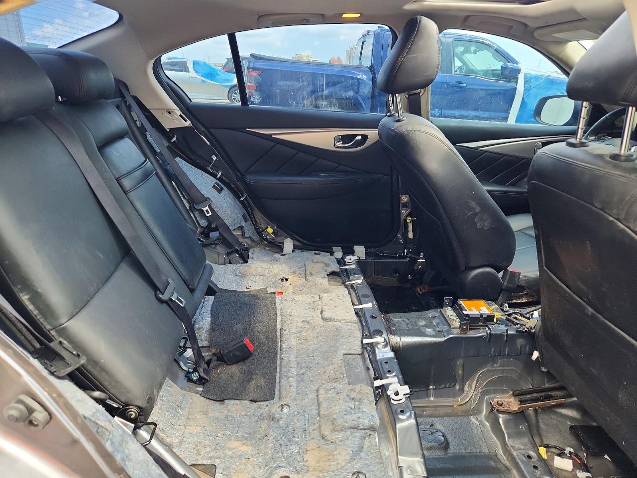 2020 Infiniti Q50 3.0t Luxe Silver vin: JN1EV7AR8LM251779