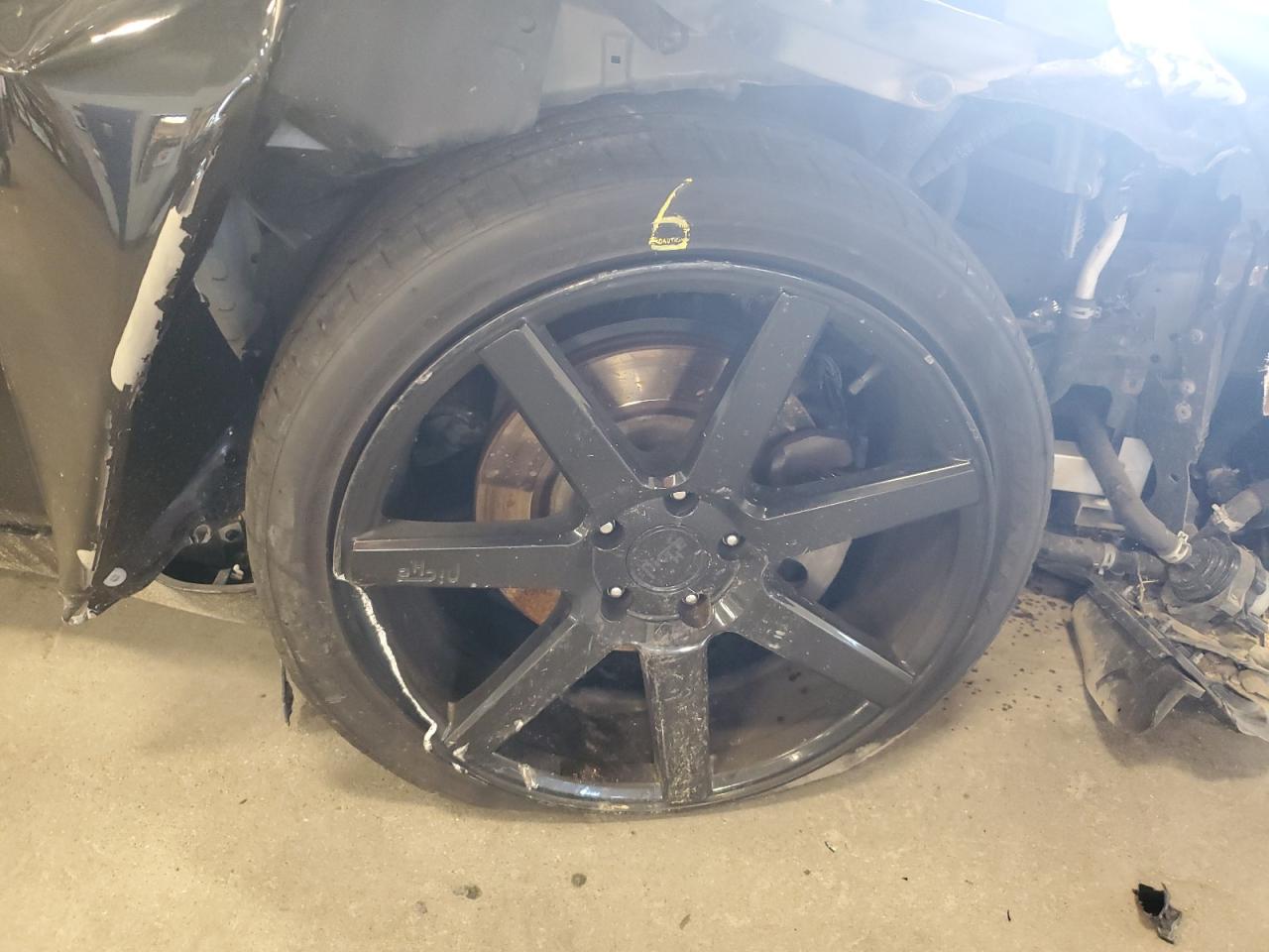 2019 Infiniti Q50 3.0t Luxe Черный vin: JN1EV7ARXKM559308 Damage: Right Front Wheel, Broken, Replacement Required