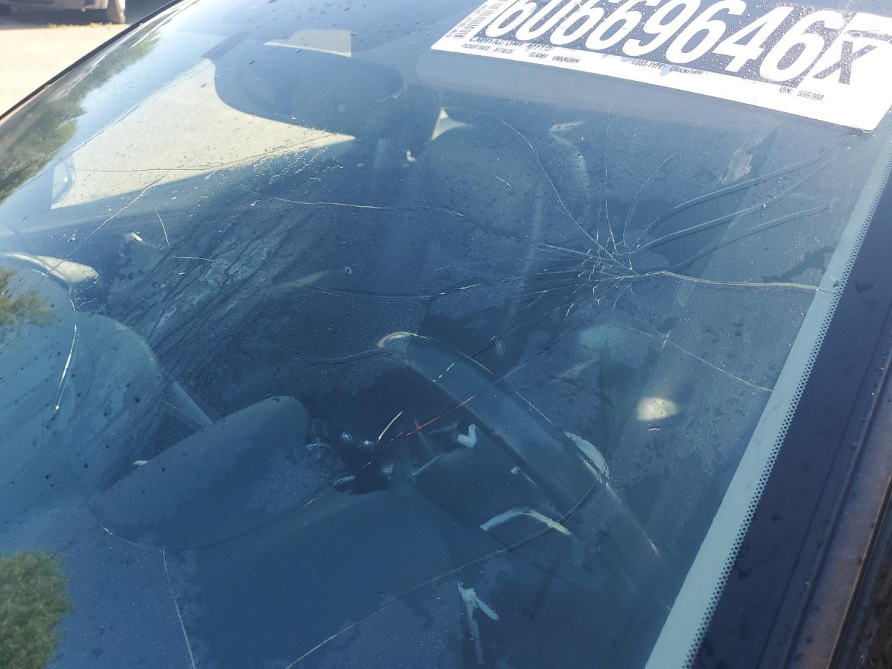 2019 Infiniti Q50 3.0t Luxe Черный vin: JN1EV7ARXKM559308 Damage: Windshield, Broken, Replacement Required