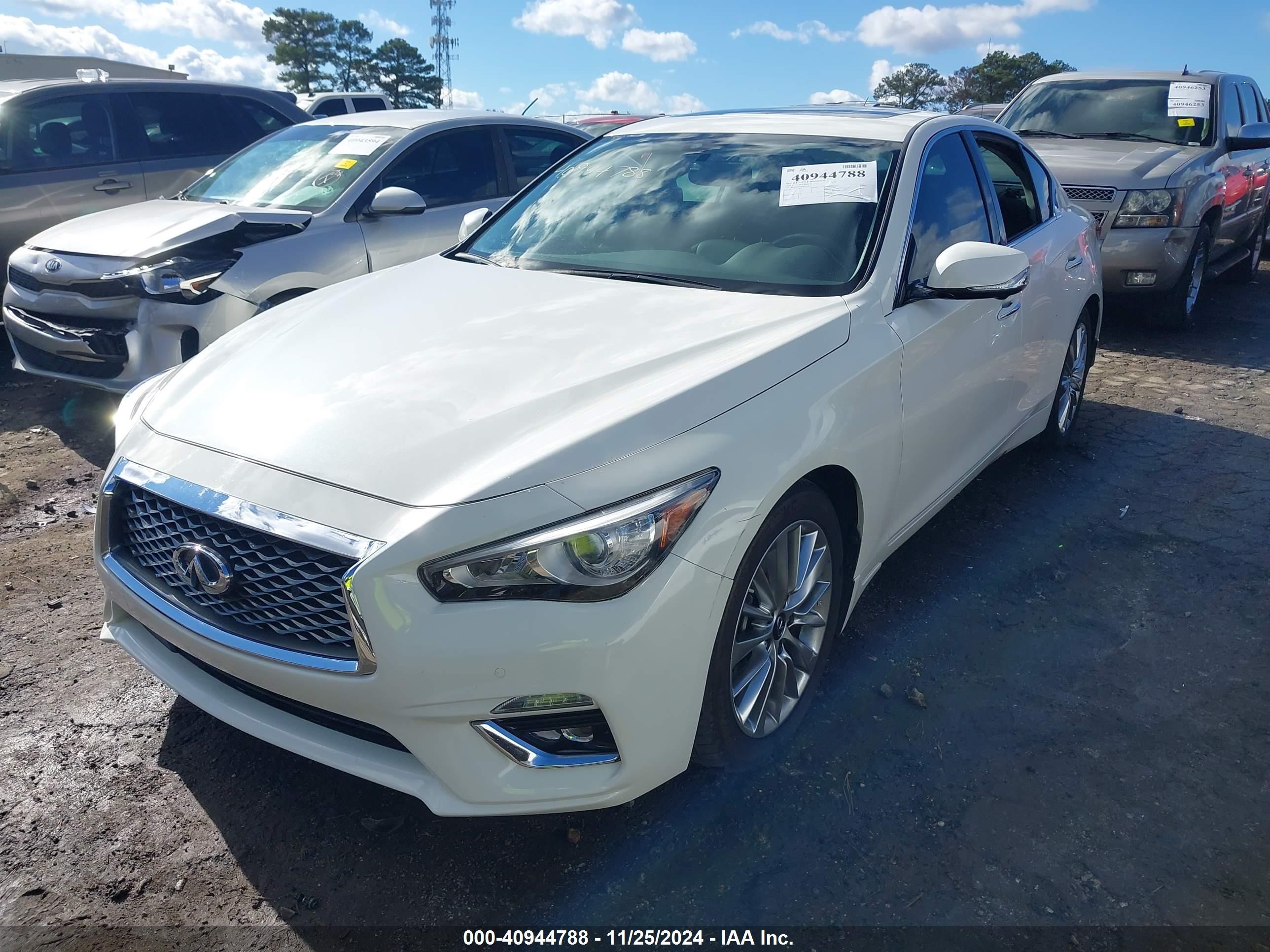2021 Infiniti Q50 Luxe White vin: JN1EV7BP2MM701845