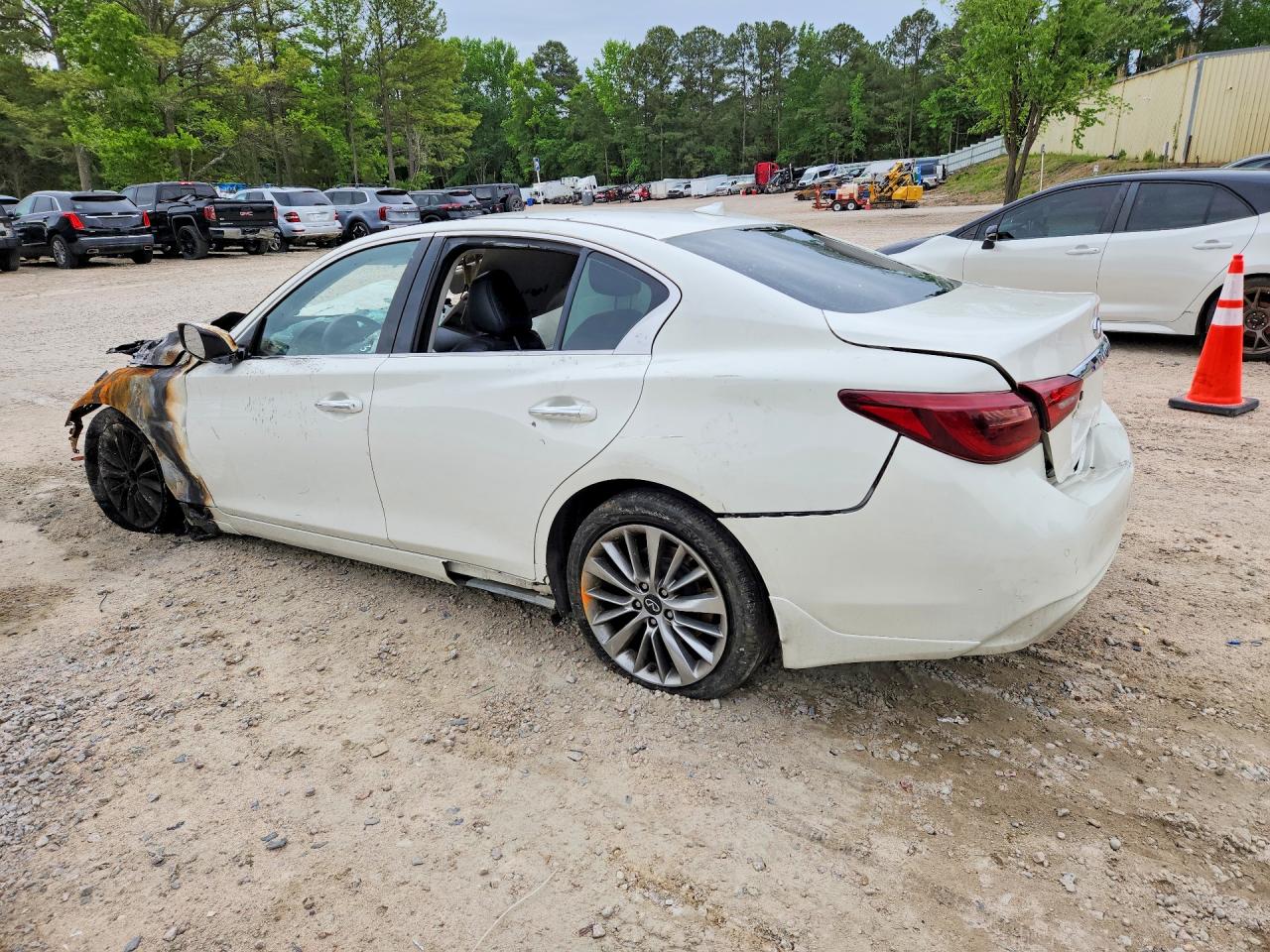 2021 Infiniti Q50 Luxe White vin: JN1EV7BP2MM701845