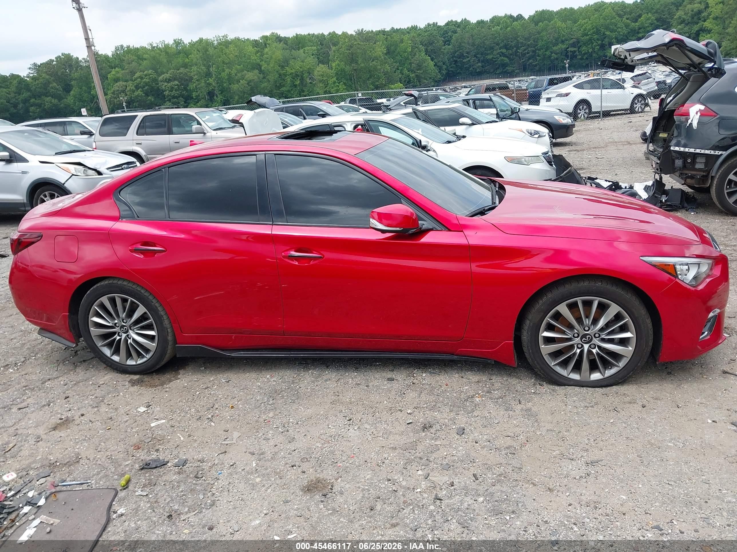 2022 Infiniti Q50 Luxe Red vin: JN1EV7BP4NM311105