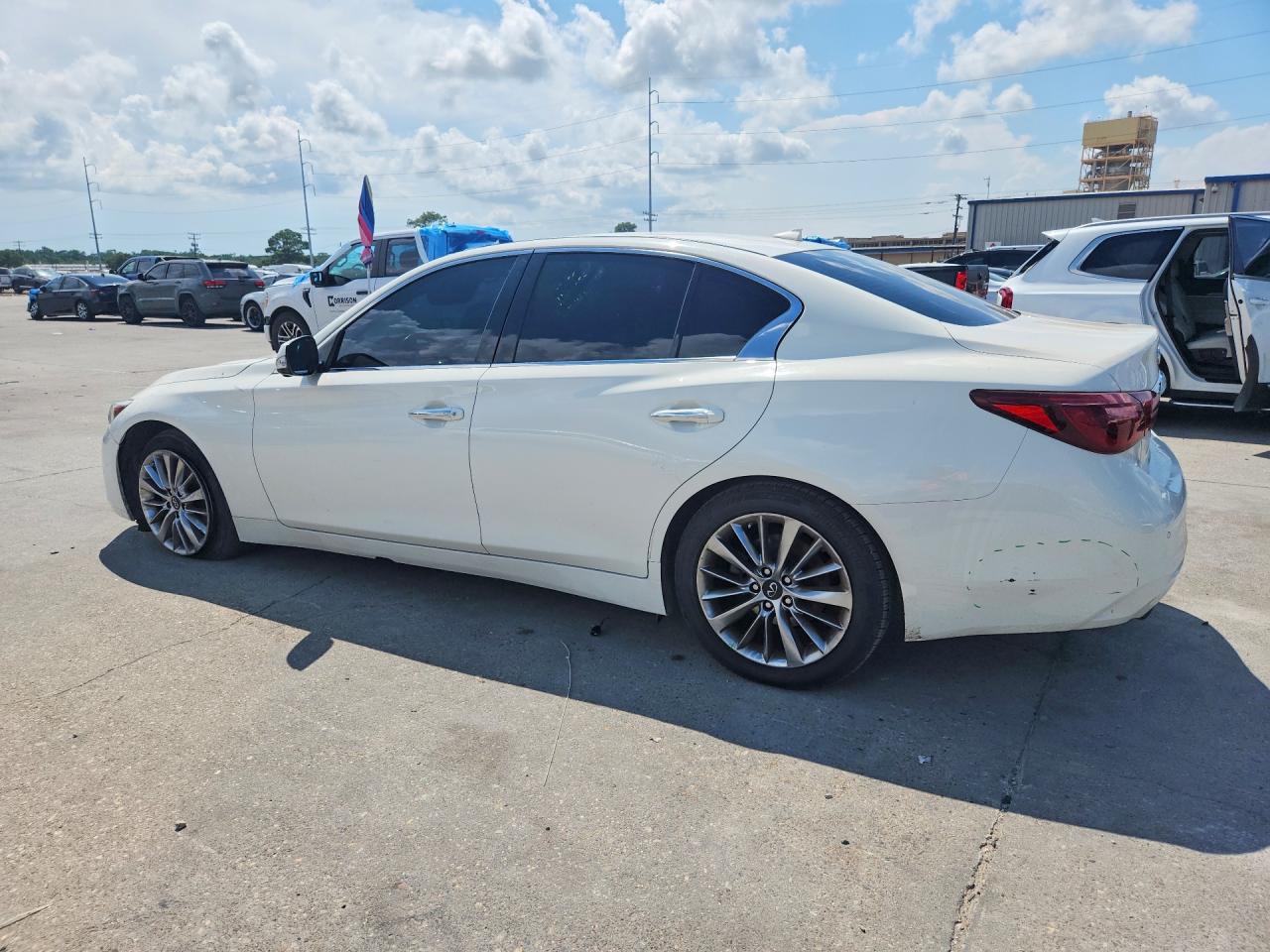 2021 Infiniti Q50 Luxe White vin: JN1EV7BP9MM703267