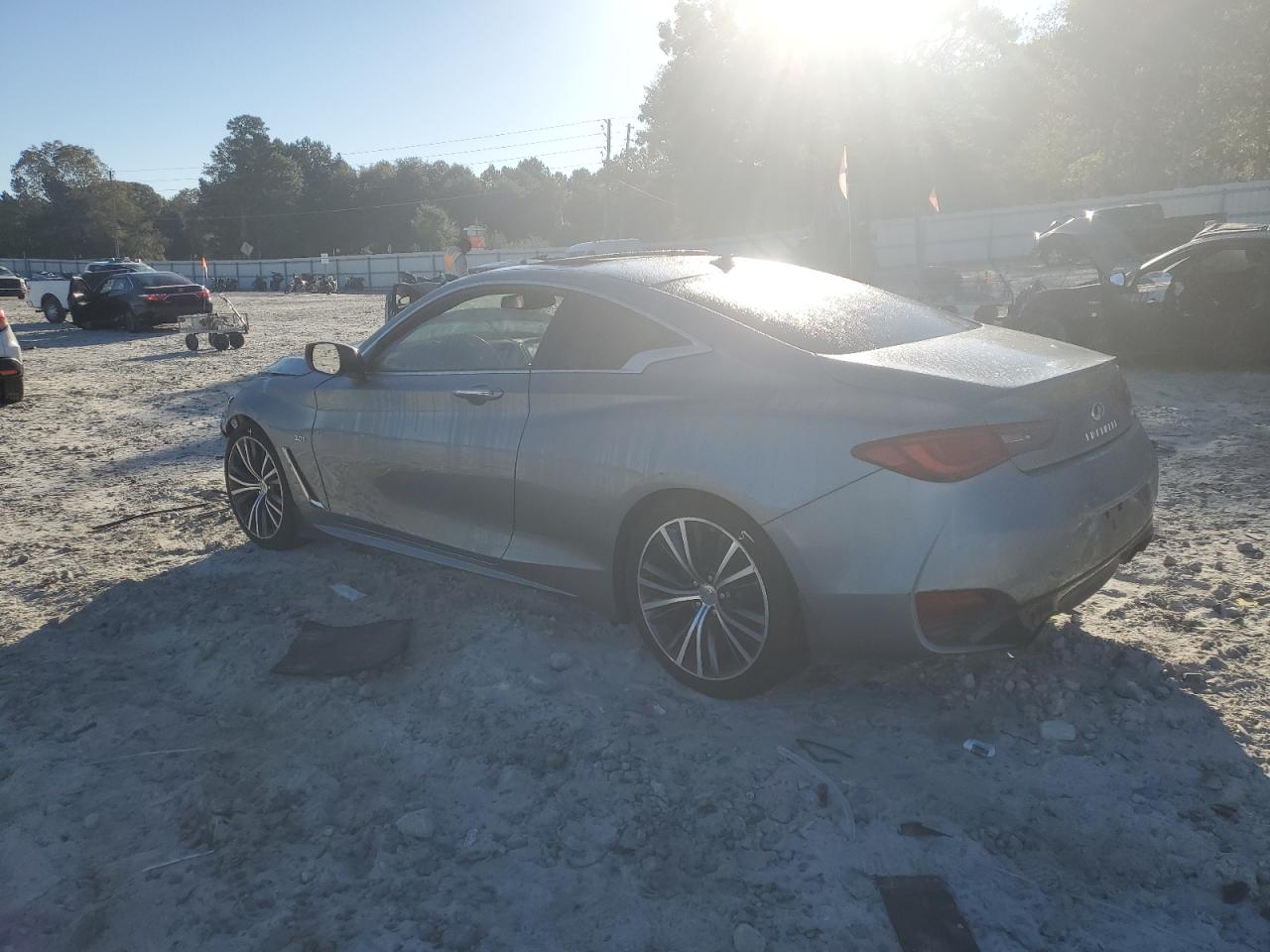 2018 Infiniti Q60 Luxe 300 Серый vin: JN1EV7EK5JM341854