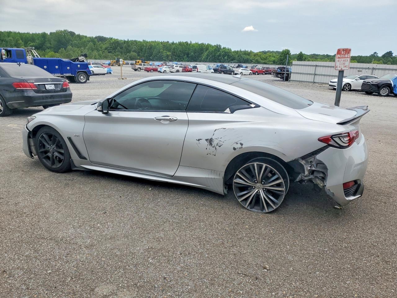 2017 Infiniti Q60 3.0t Premium Silver vin: JN1EV7EK7HM363168
