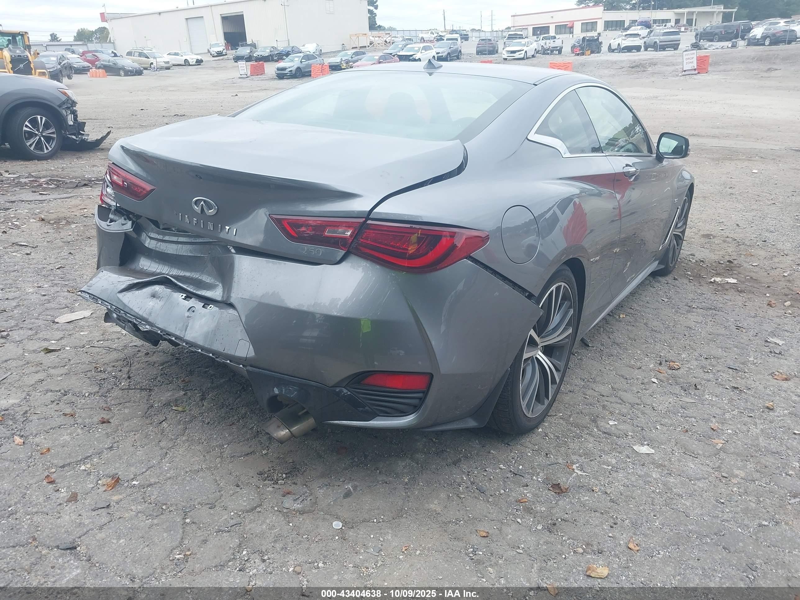 2019 Infiniti Q60 3.0t Luxe Серый vin: JN1EV7EK8KM231821