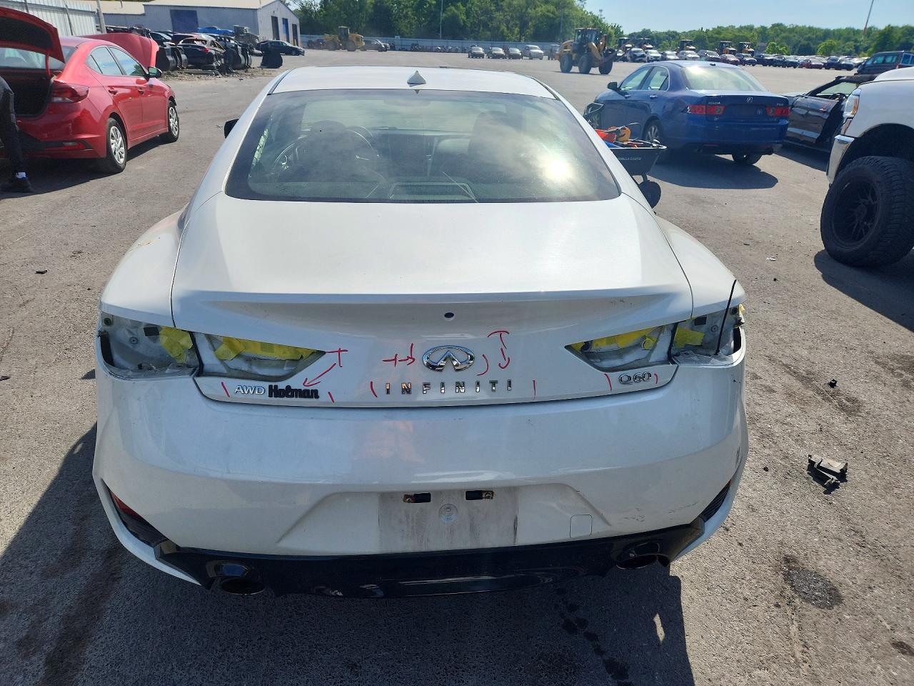 2017 Infiniti Q60 3.0t Premium White vin: JN1EV7EL0HM551488