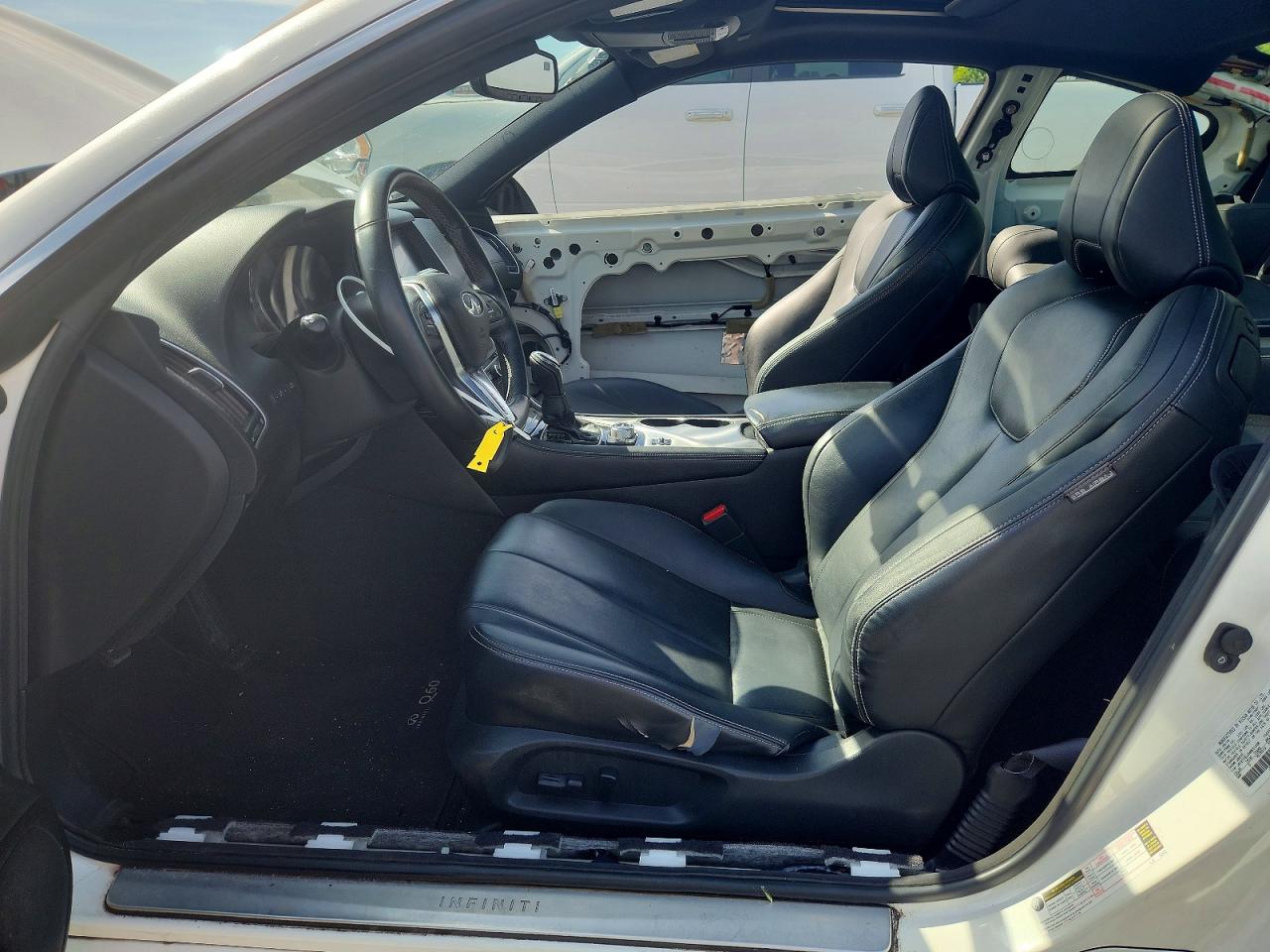 2017 Infiniti Q60 3.0t Premium White vin: JN1EV7EL0HM551488
