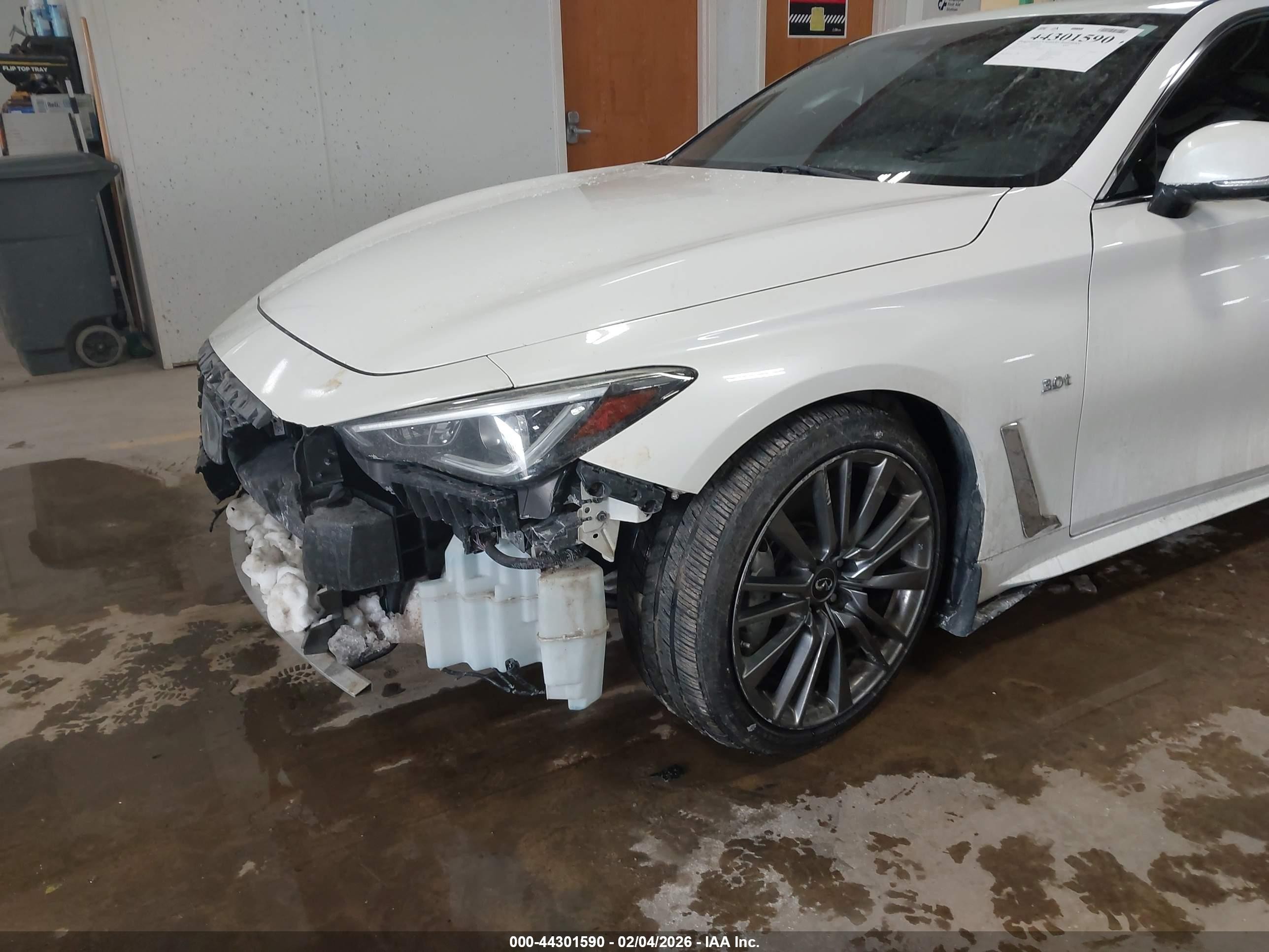 2017 Infiniti Q60 3.0t Sport Белый vin: JN1EV7EL1HM553539