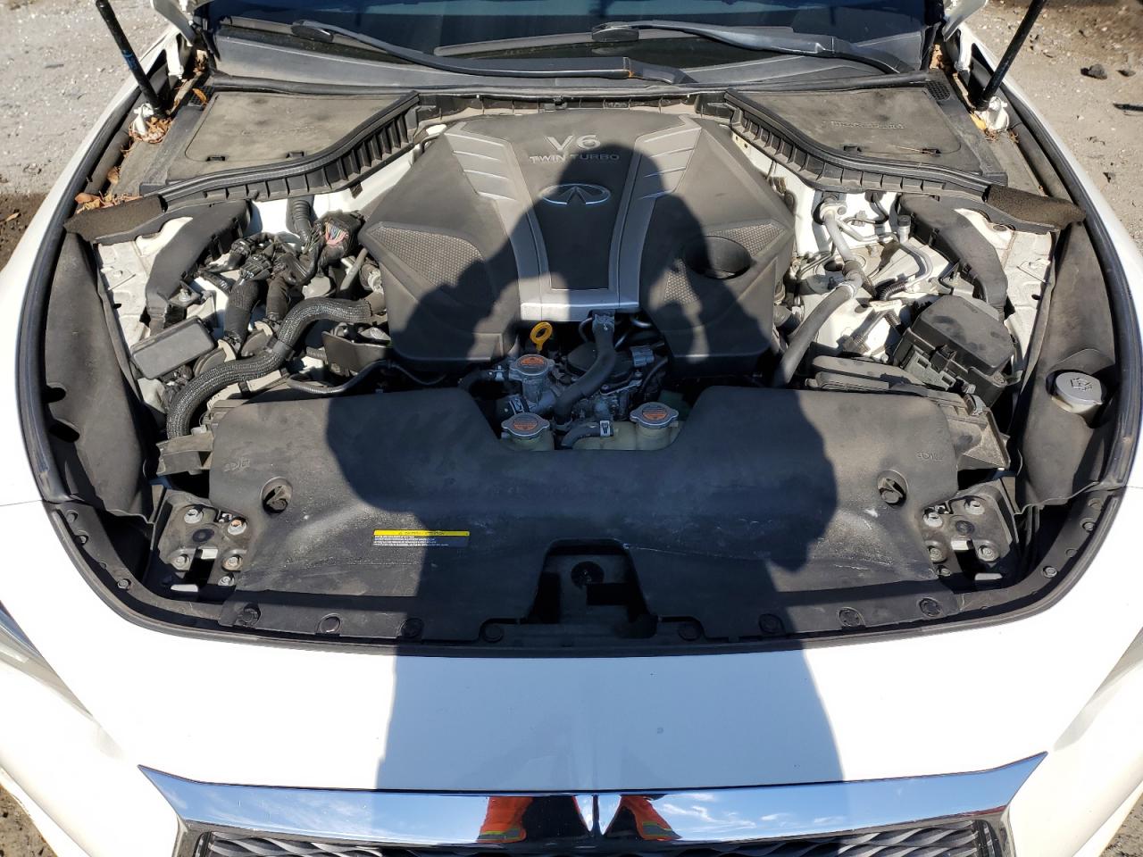 2018 Infiniti Q60 Luxe 300 Белый vin: JN1EV7EL1JM392471