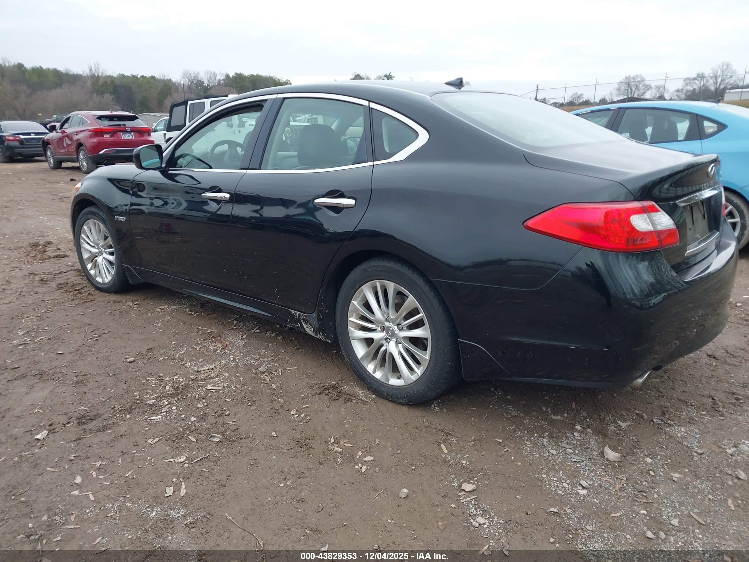 2012 Infiniti M35h   Black vin: JN1EY1AP3CM910127
