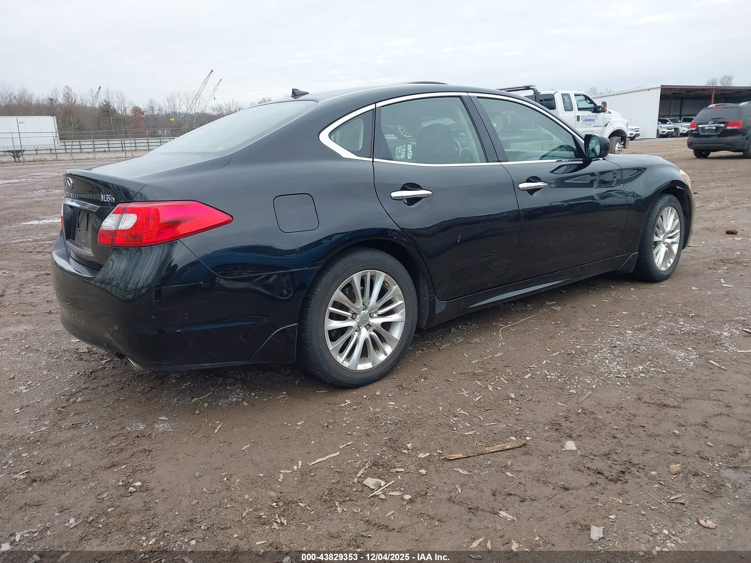 2012 Infiniti M35h   Black vin: JN1EY1AP3CM910127