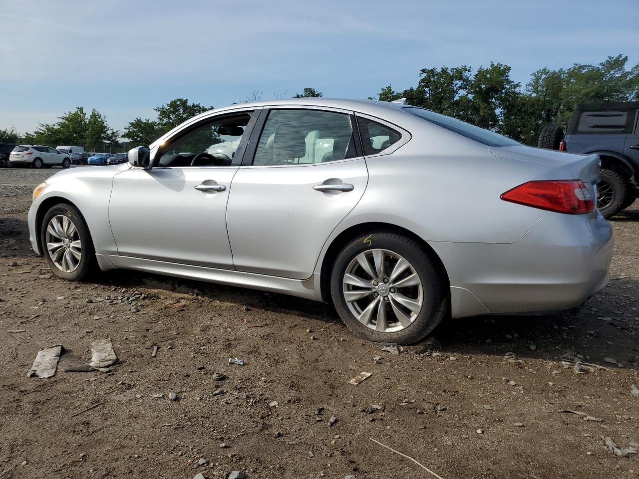 2012 Infiniti M35h Silver vin: JN1EY1AP4CM910458
