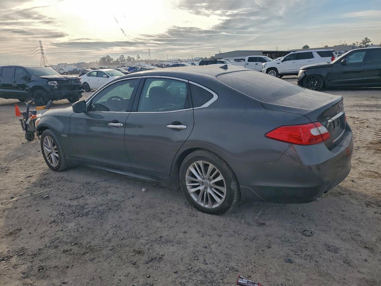 2012 Infiniti M35h Gray vin: JN1EY1AP4CM910573