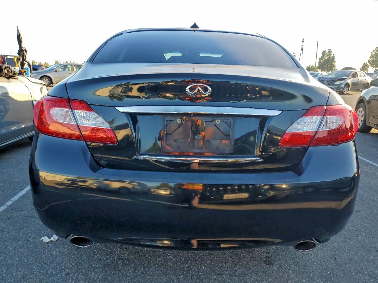 2012 Infiniti M35h Black vin: JN1EY1AP5CM910470